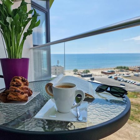 Panoramic Aparthotel Pool & Spa Mamaia Nord Năvodari Kültér fotó