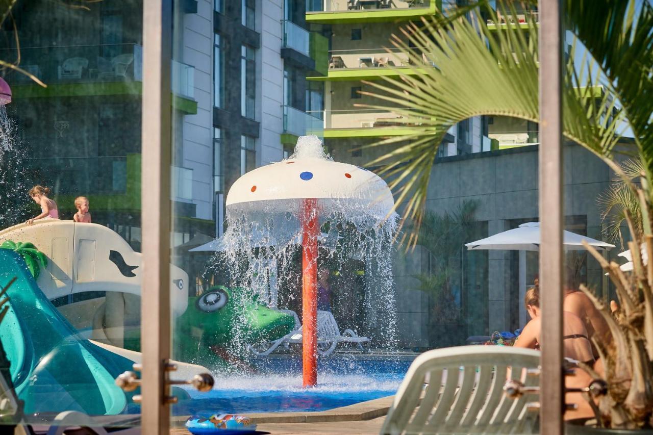 Panoramic Aparthotel Pool & Spa Mamaia Nord Năvodari Kültér fotó